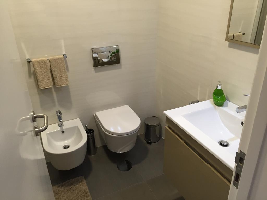 Апартаменты Flat with the sea view Порту Экстерьер фото